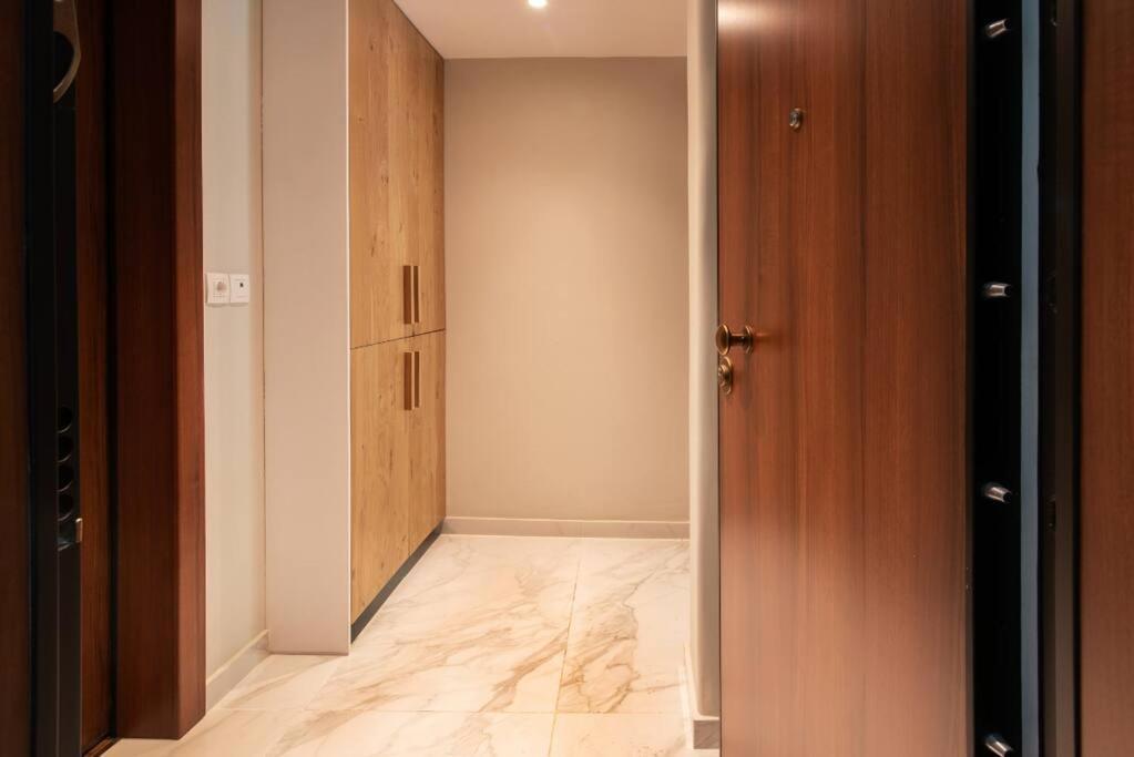 Pame Rentals - Walk Distance To Acropolis With A Charming Design Афины Экстерьер фото