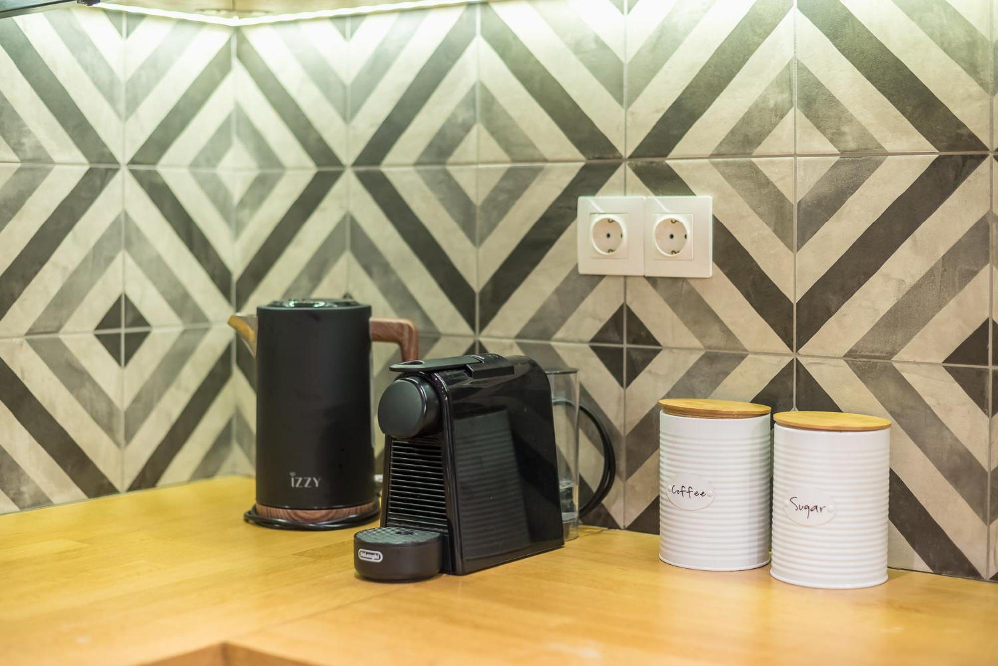 Pame Rentals - Walk Distance To Acropolis With A Charming Design Афины Экстерьер фото